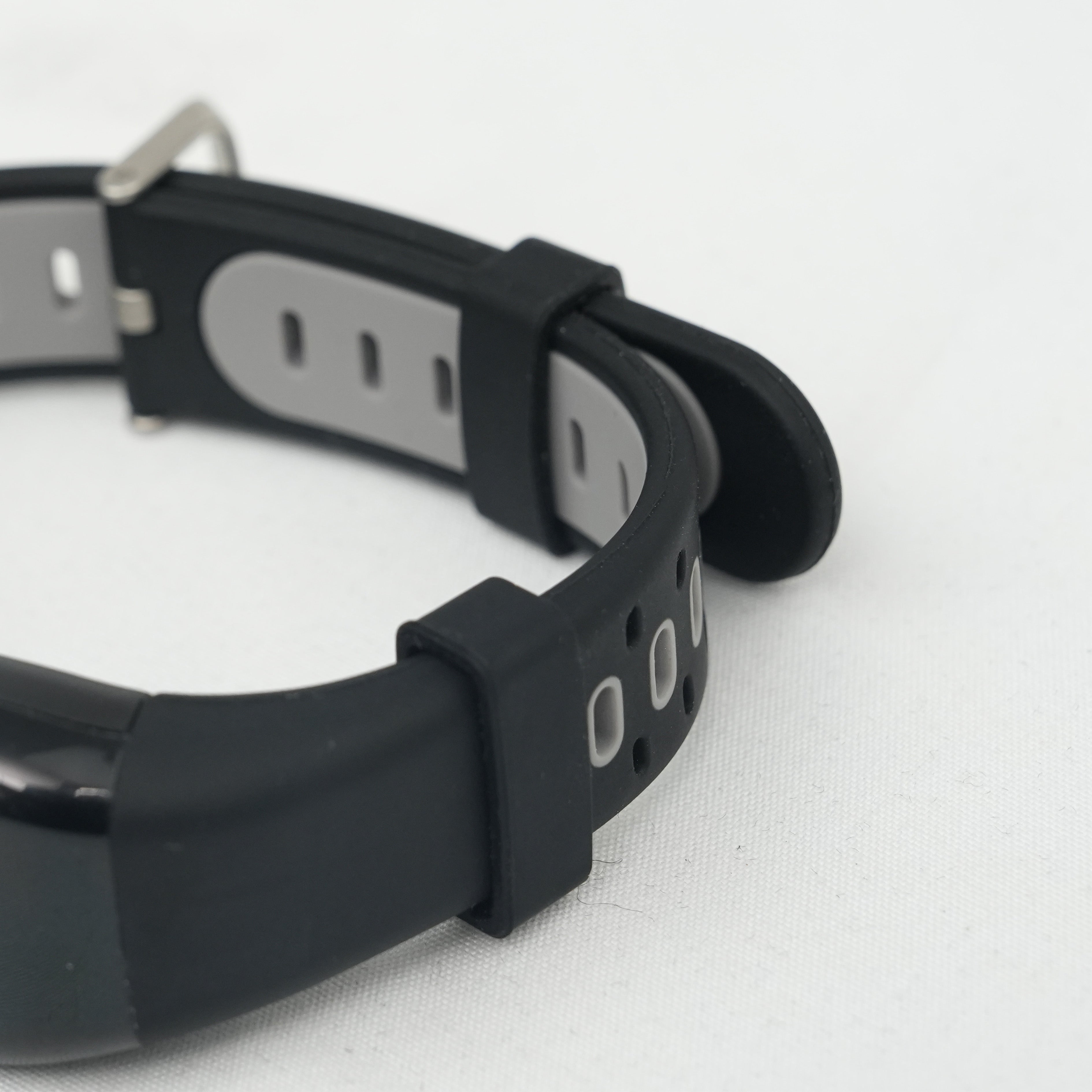 Chick-Active™ Sports Smart Wristband